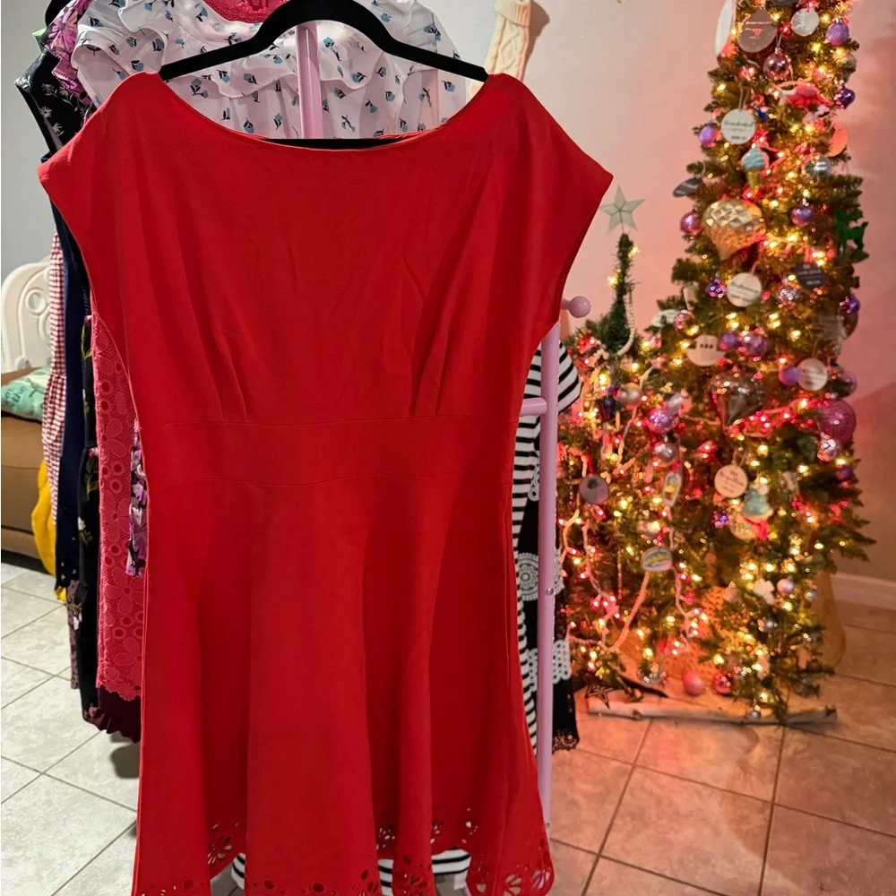 Kate Spade Elegant Red Women's Dress - Picture 2 of 4